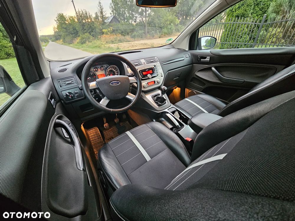 Ford Kuga 2.0 TDCi 4x4 Champions Edition - 8