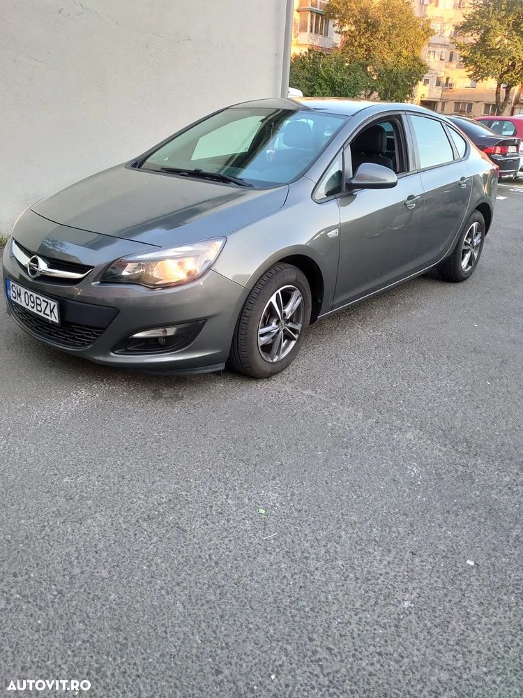 Opel Astra 1.4 Turbo ECOTEC Enjoy - 1