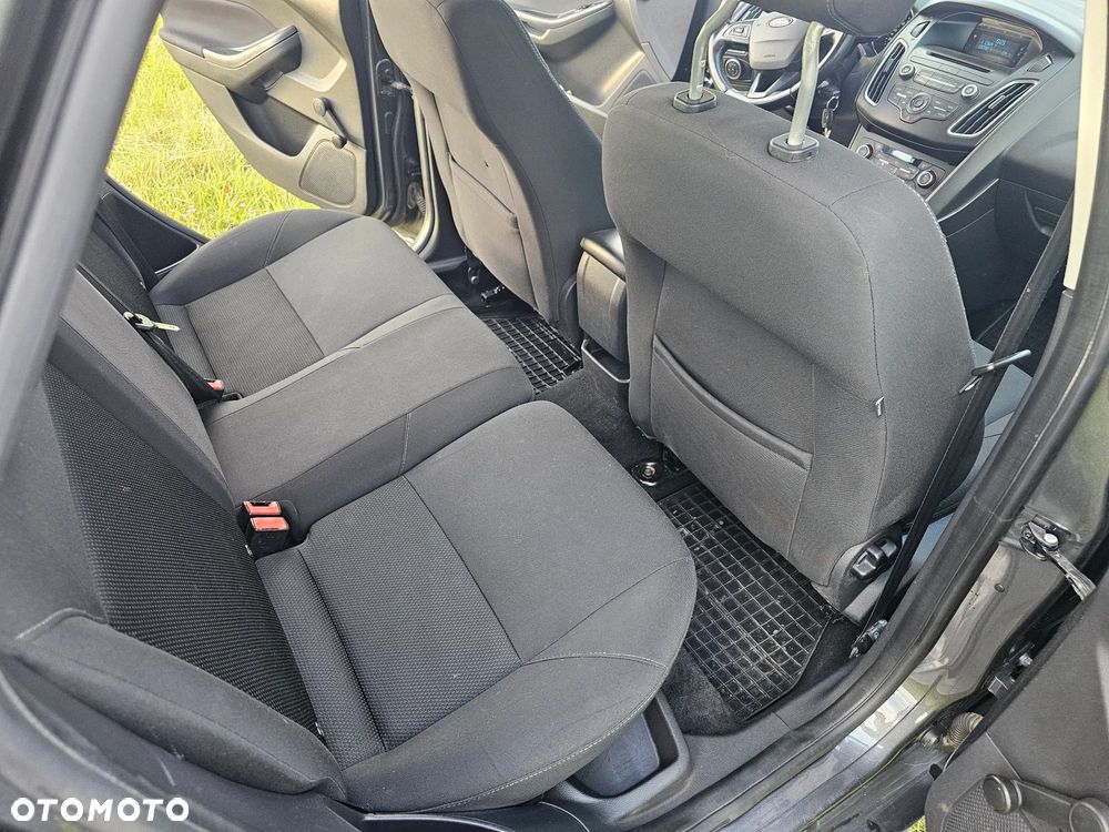 Ford Focus - 11