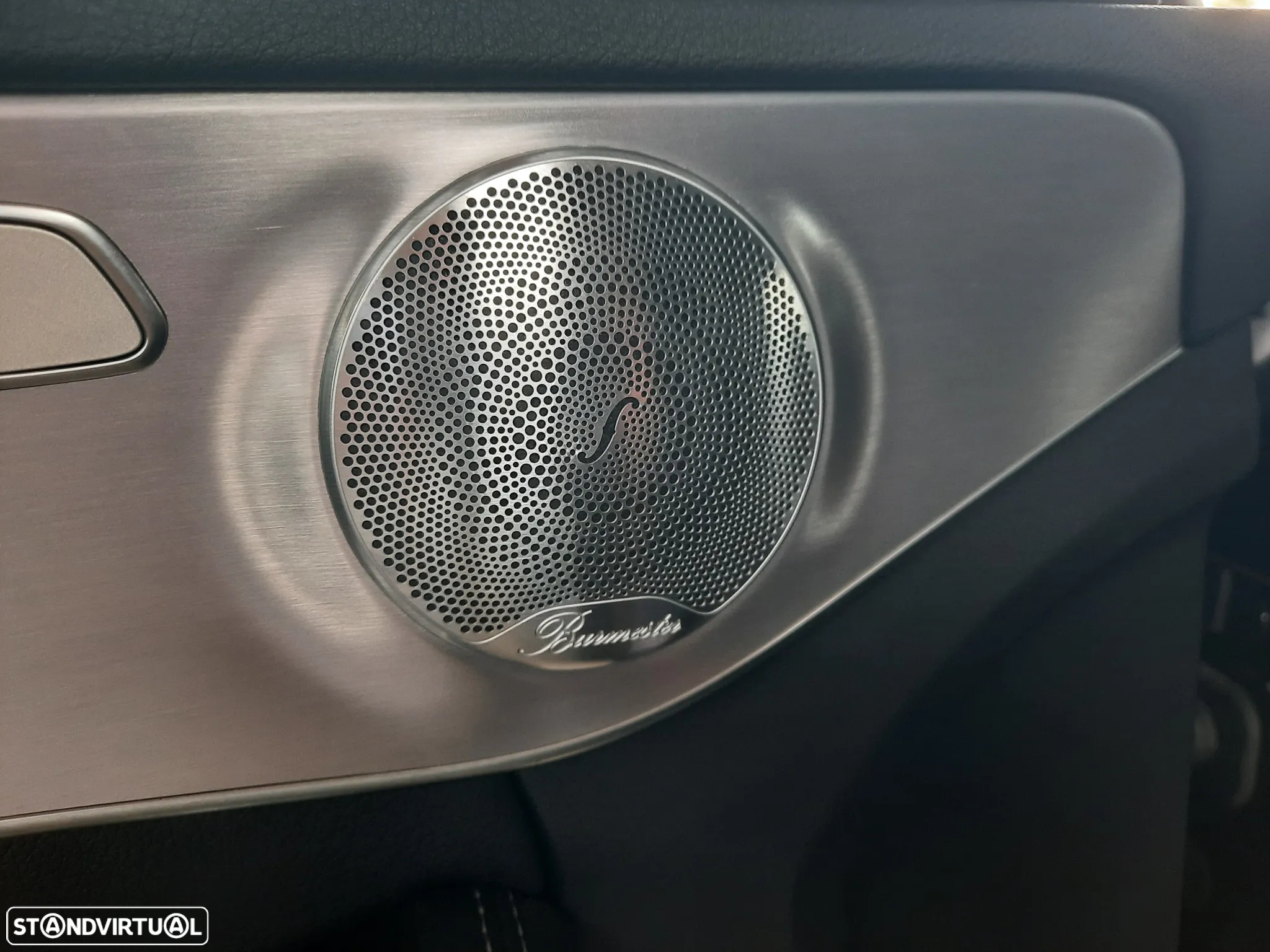 Mercedes-Benz C 300 e AMG Line - 29