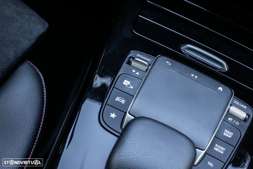 Mercedes-Benz A 250 e AMG Line - 25
