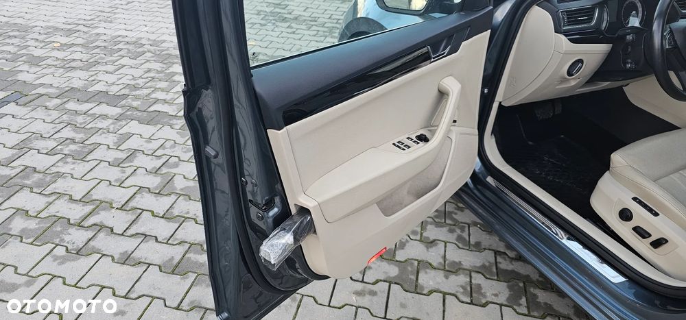 Skoda Superb 2.0 TSI 4x4 L&K DSG - 25