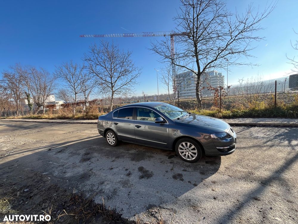 Volkswagen Passat 2.0TDI Comfortline DPF DSG - 7