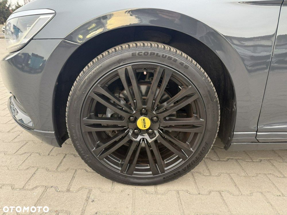 Volkswagen Passat 1.6 TDI SCR DSG Comfortline - 13