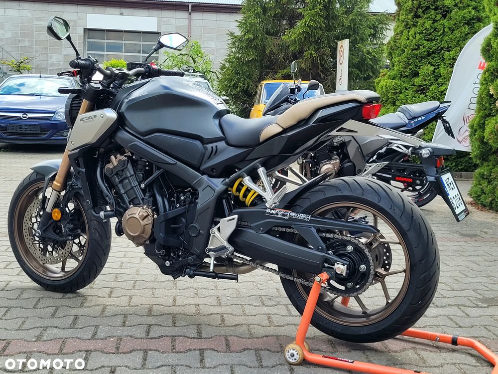 Honda CB - 26