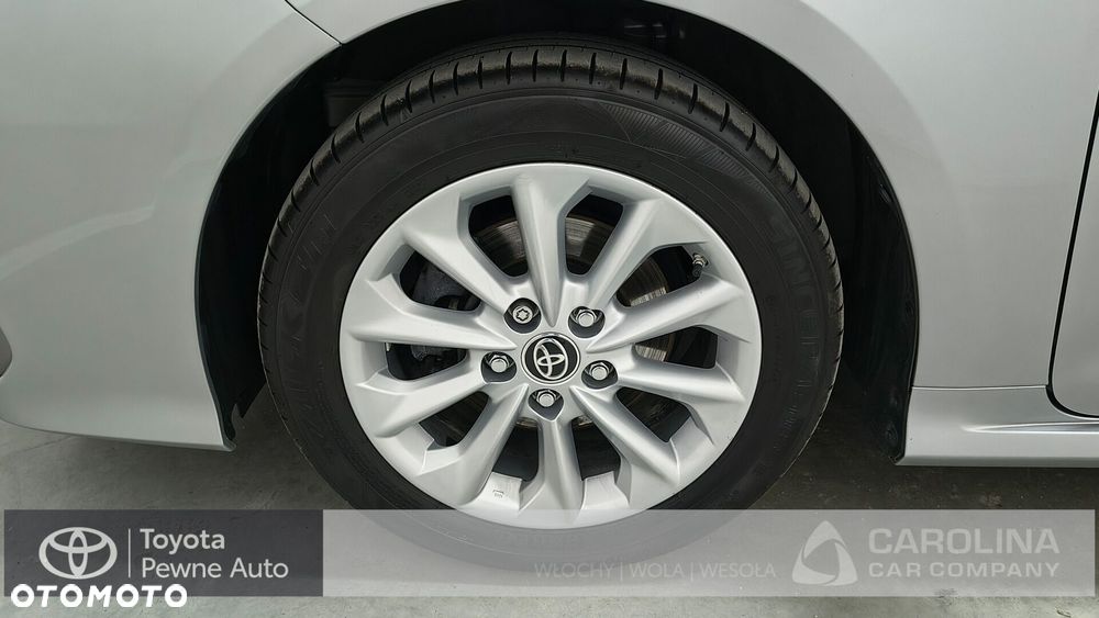 Toyota Corolla - 23