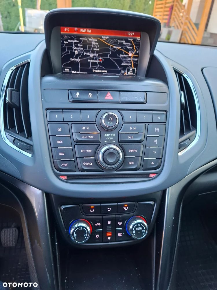Opel Zafira 1.4 T Cosmo EcoFLEX S&S - 11
