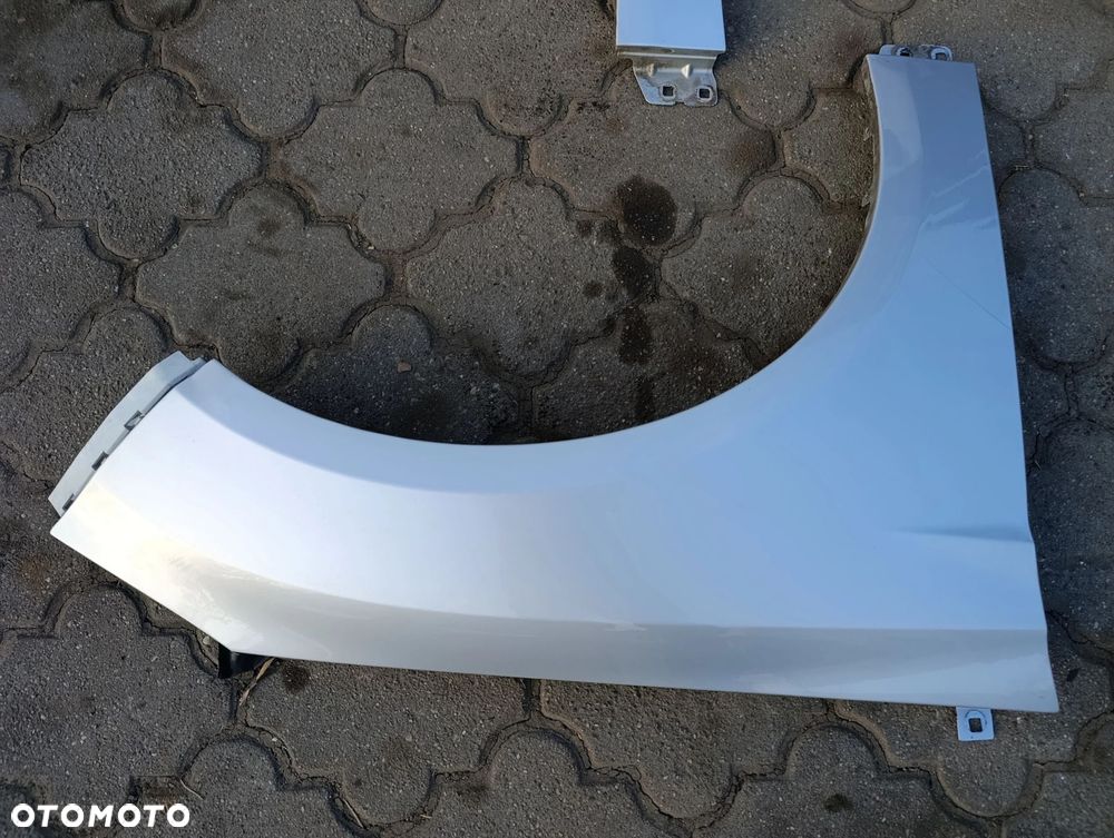 Focus MK3 błotnik przedni przód kolor BO stan bdb bez malowania Ford - 2