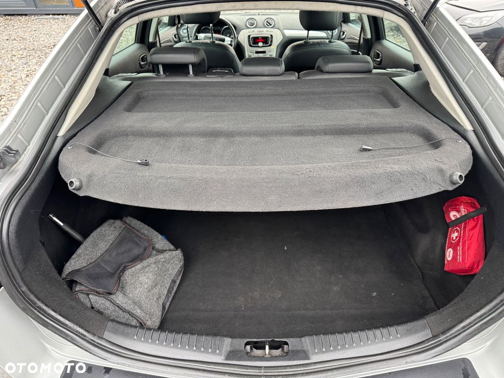 Ford Mondeo 1.8 TDCi Titanium X - 23