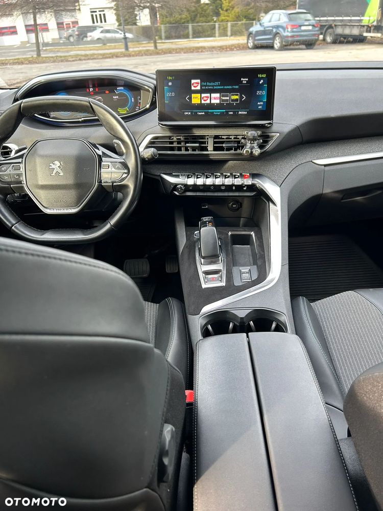 Peugeot 3008 PureTech 180 Stop & Start GPF EAT8 Allure - 17