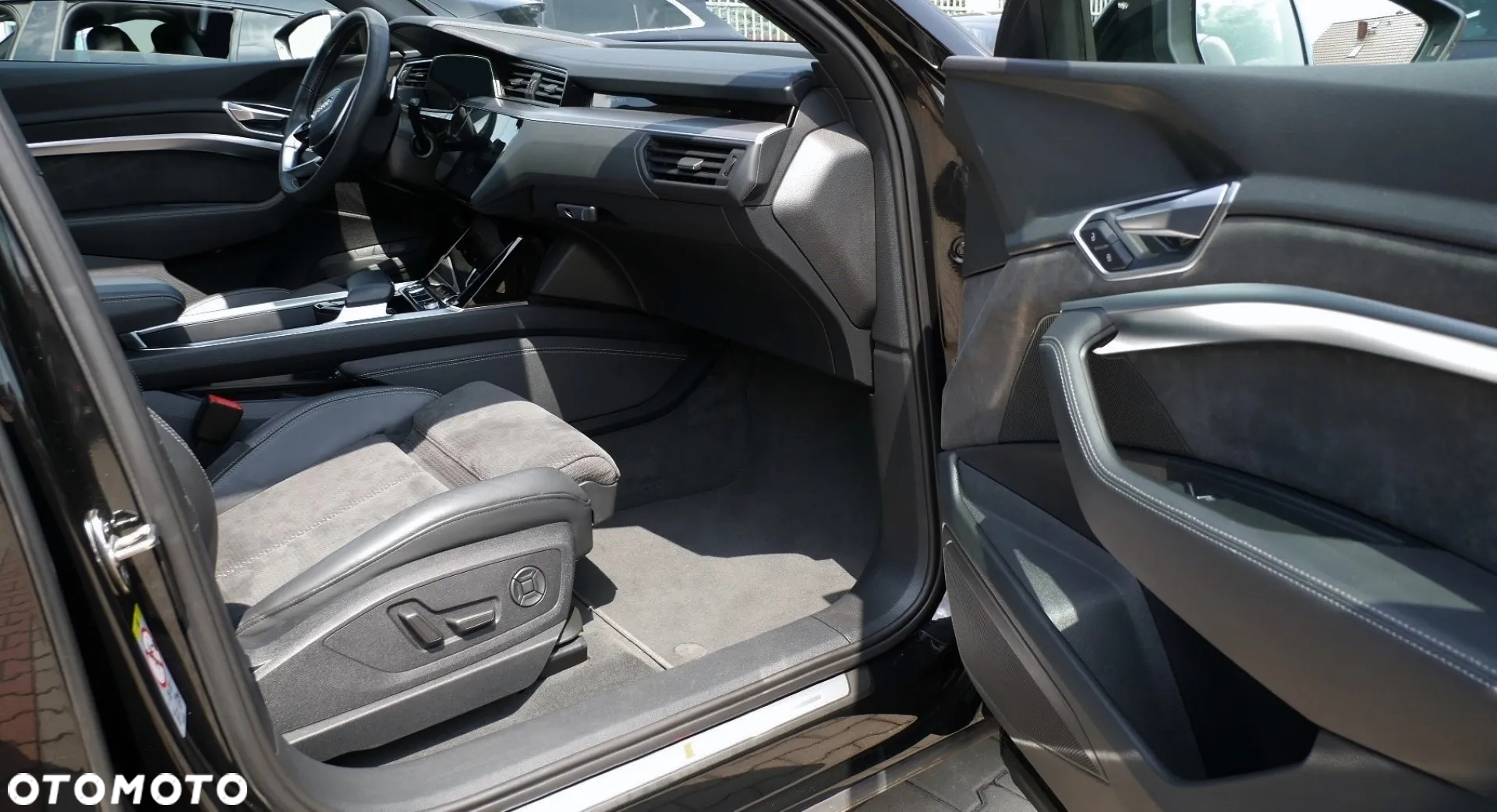 Audi e-tron 50 quattro S line - 21