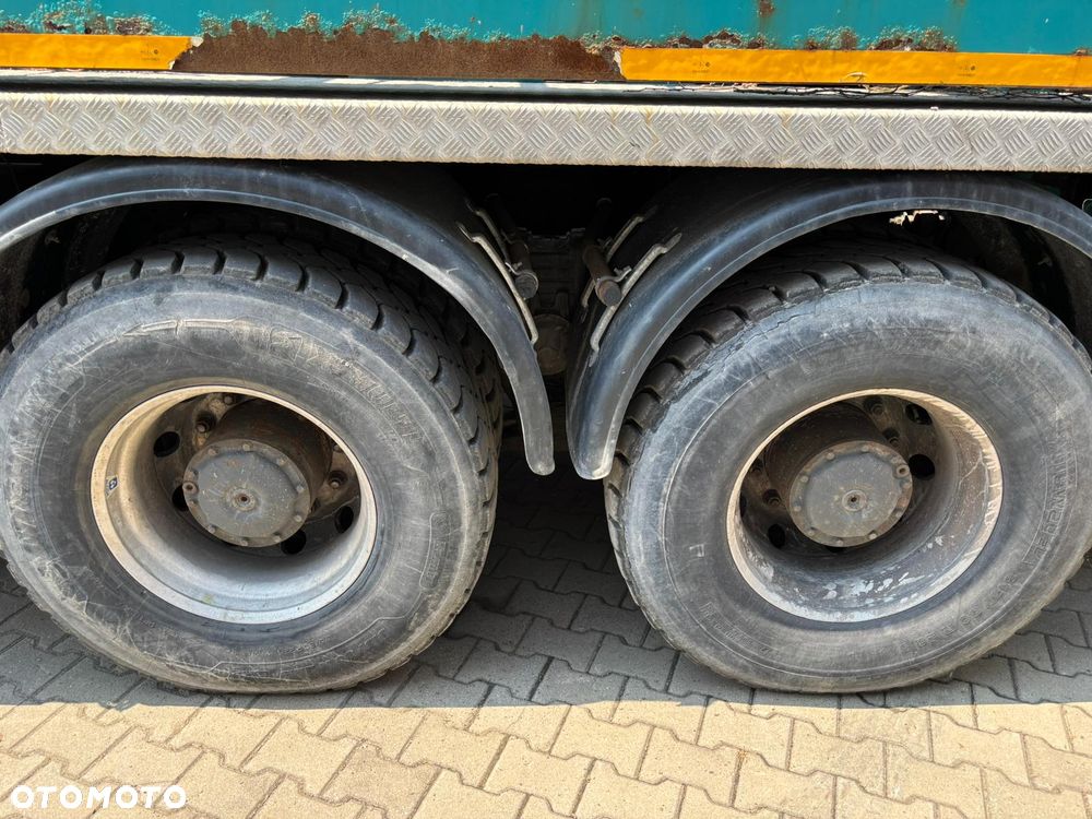 Mercedes-Benz MB AROCS 3742 8x4 EURO6 POMPA DO BETONU SERMAC 5Z42 - 26