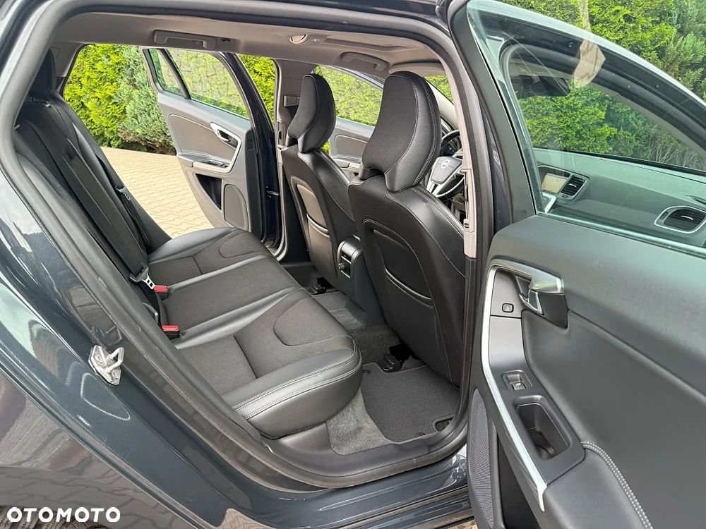 Volvo V60 D4 Drive-E Summum - 6