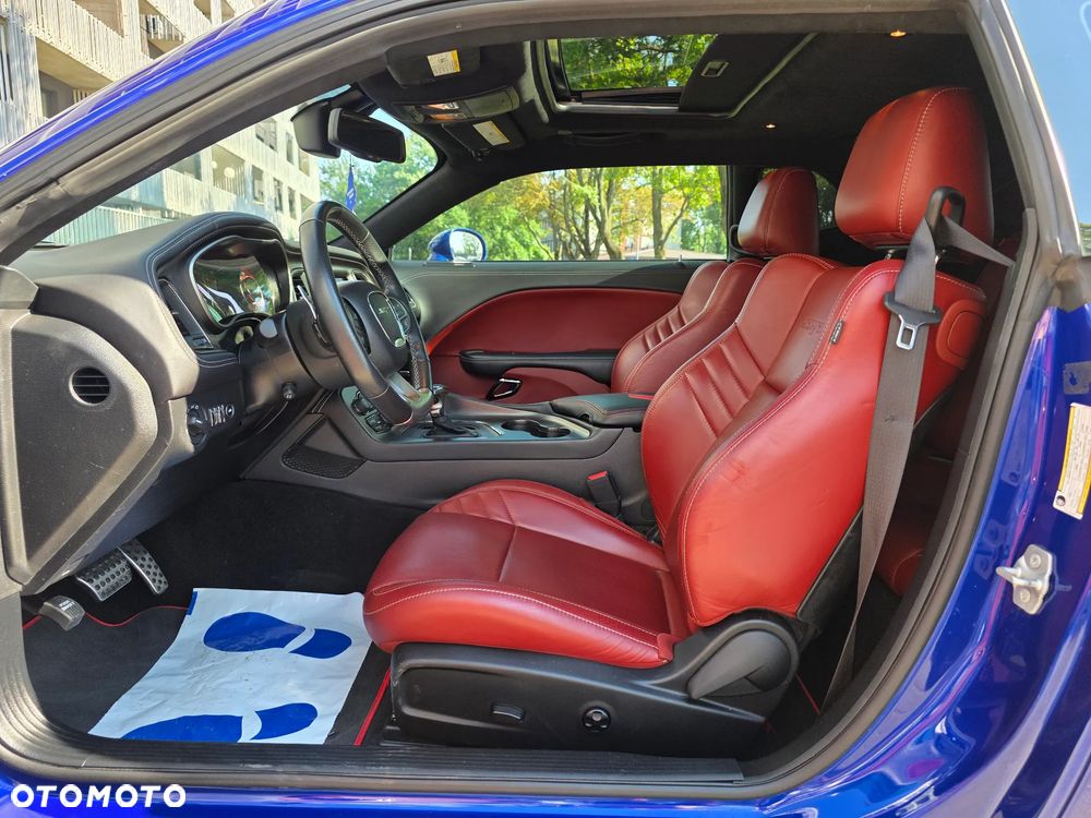 Dodge Challenger 6.2 Hellcat - 4