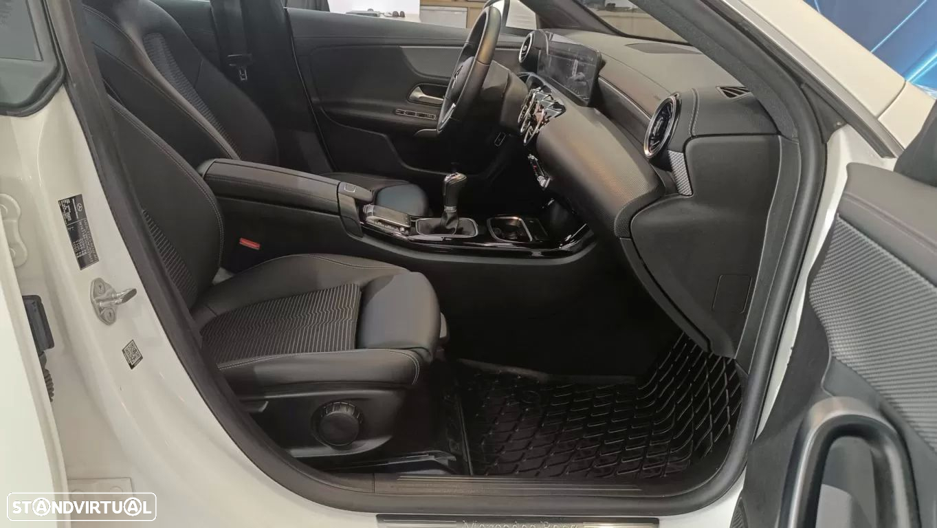Mercedes-Benz CLA 180 - 46