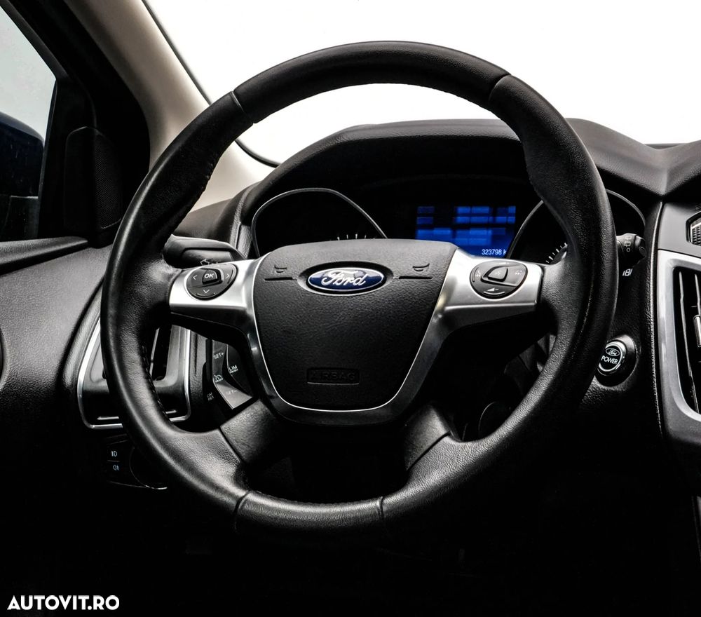 Ford Focus 1.6 TDCI DPF Titanium - 17