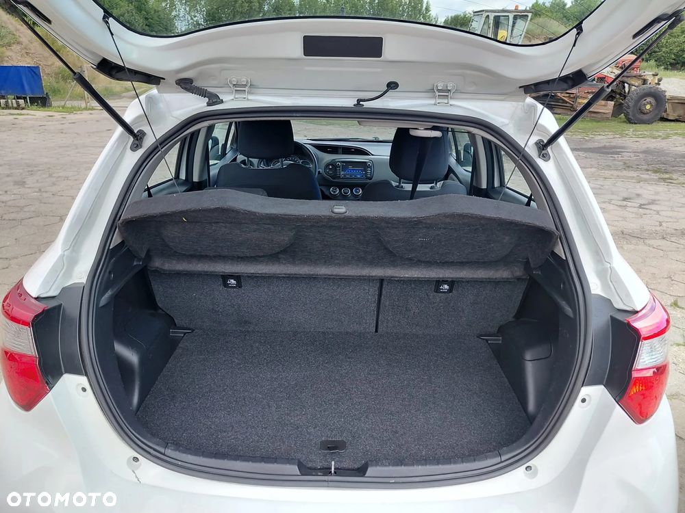 Toyota Yaris 1.0 VVT-i - 11
