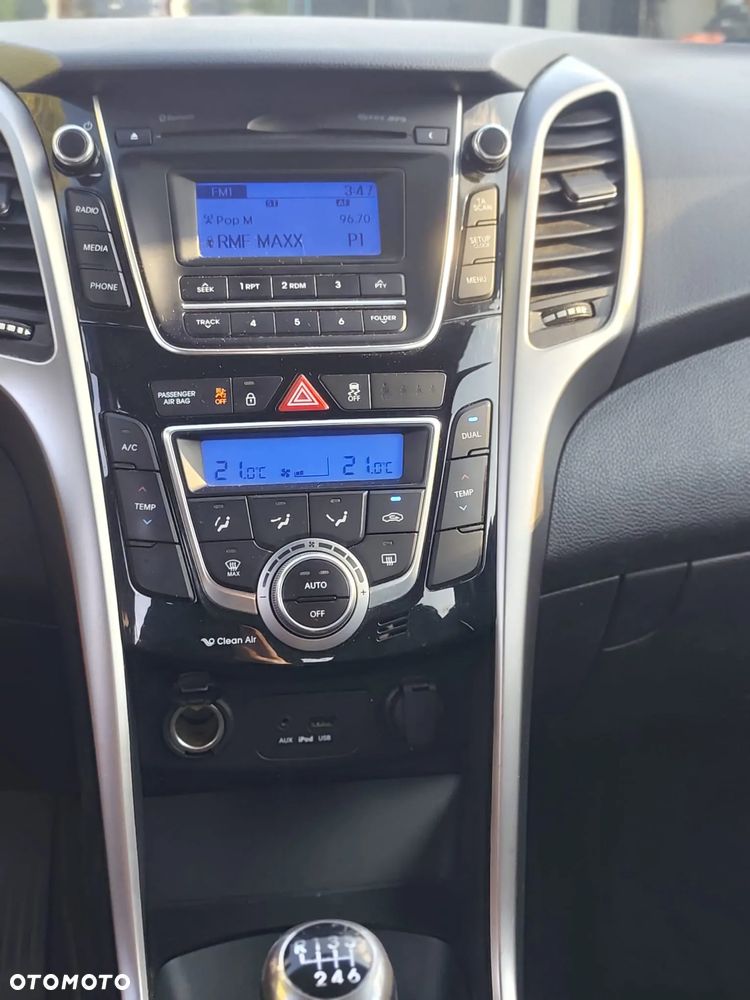 Hyundai i30 1.6 CRDi Comfort - 13