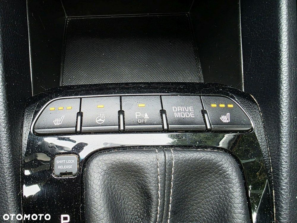Kia Rio - 20