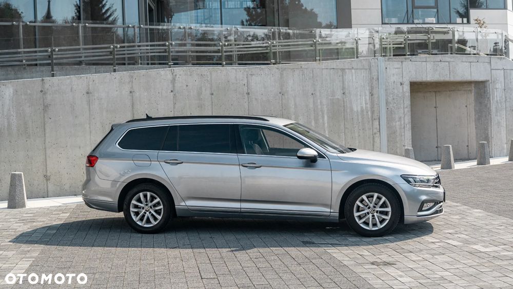 Volkswagen Passat Variant 2.0 TDI SCR DSG Comfortline - 4