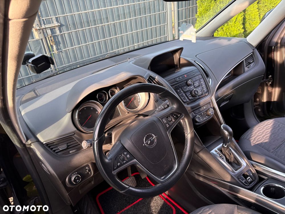 Opel Zafira - 15