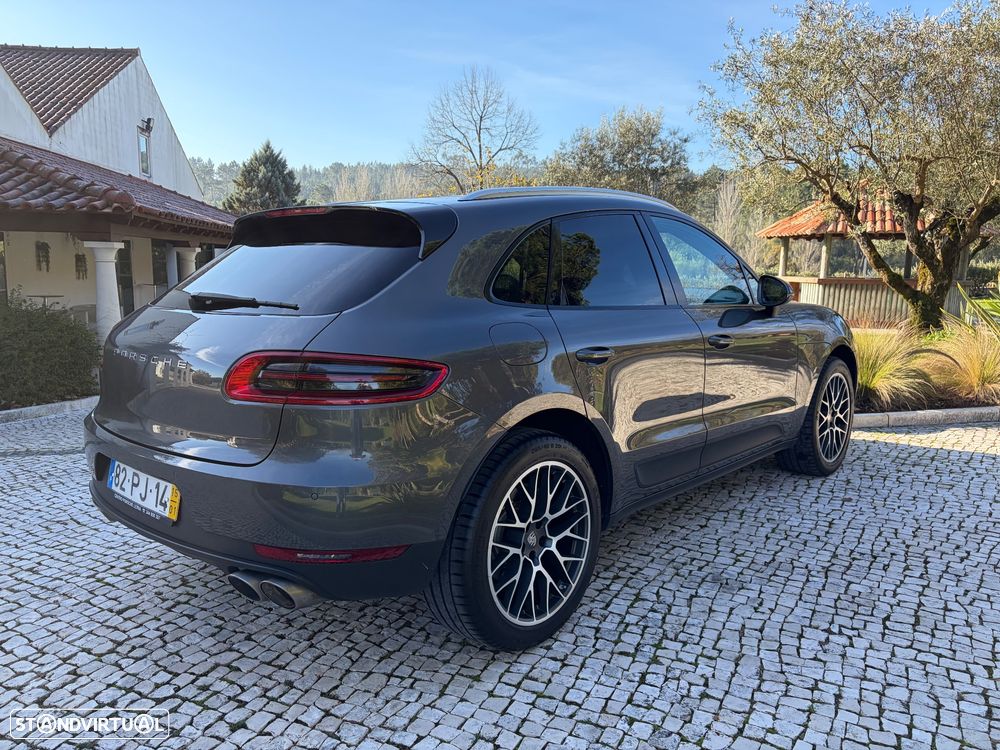 Porsche Macan S - 38