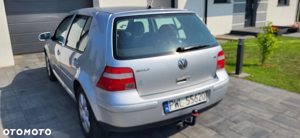 Volkswagen Golf - 3