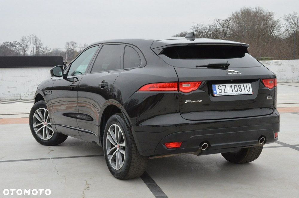 Jaguar F-Pace 2.0 i4P AWD R-Sport - 12