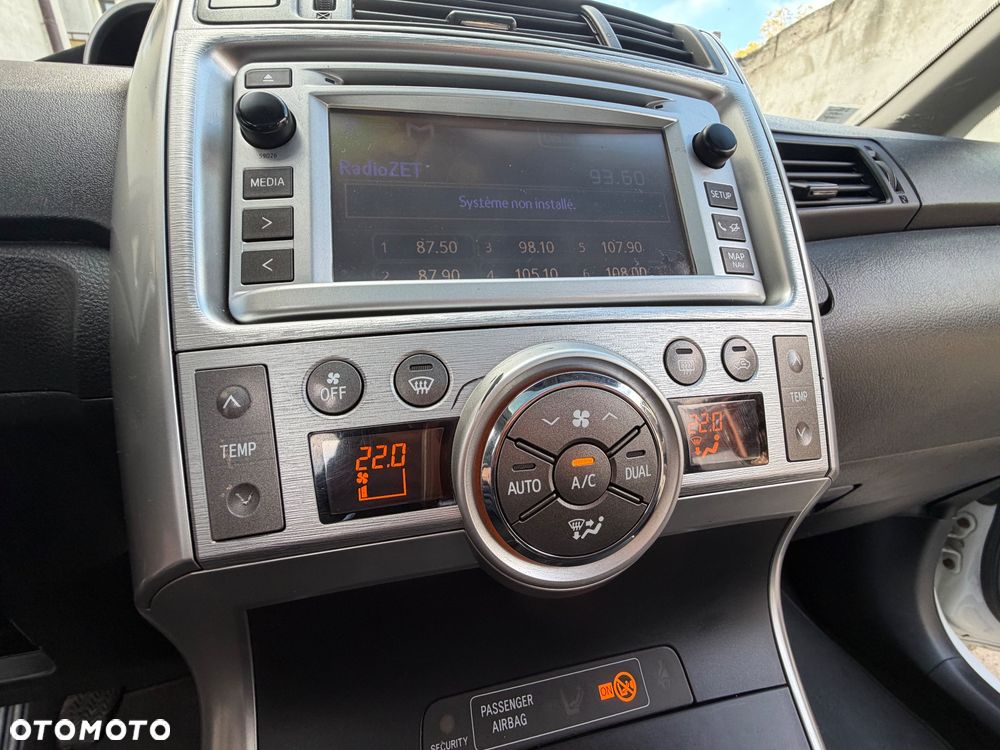 Toyota Corolla Verso 2.0 D-4D Prestige 7os - 23