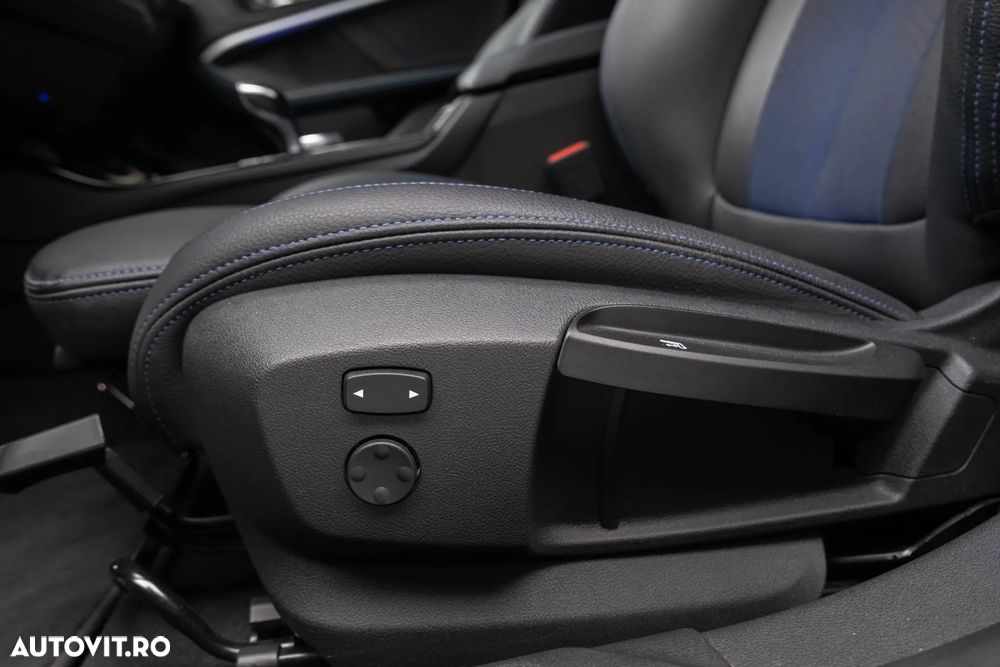 BMW Seria 2 218i Aut. M Sport - 23