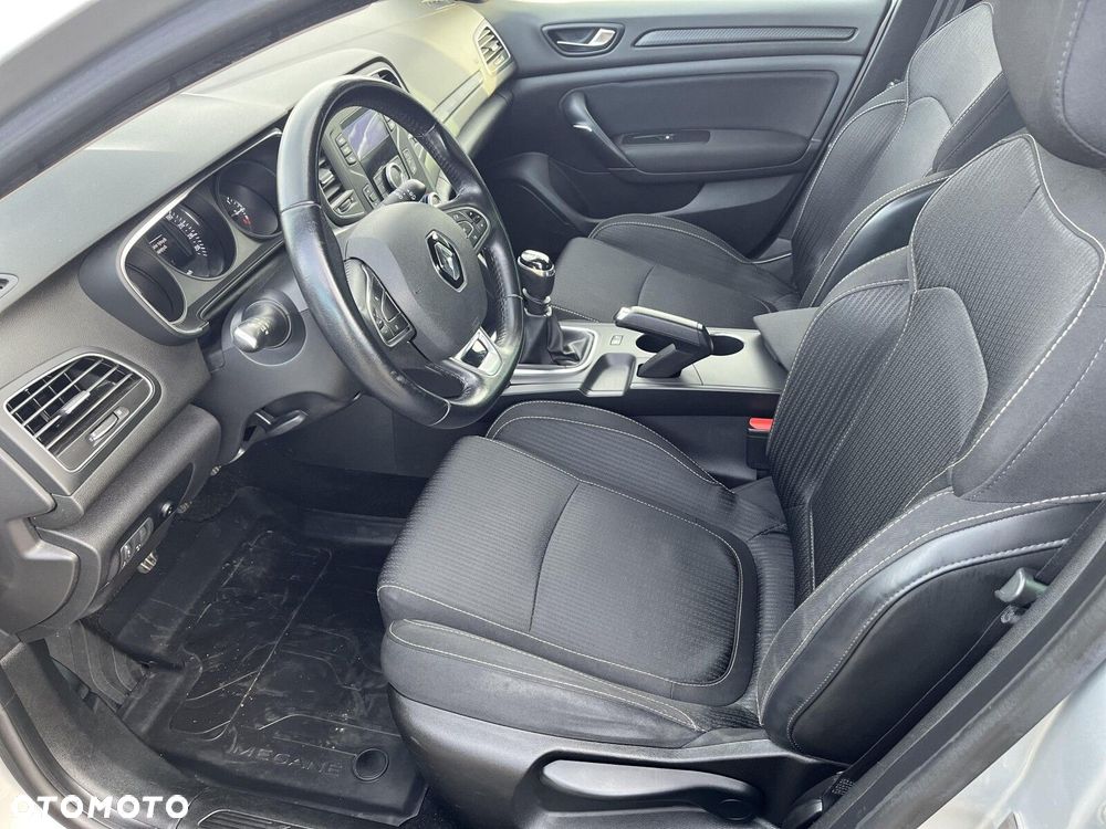 Renault Megane 1.6 dCi Bose - 14
