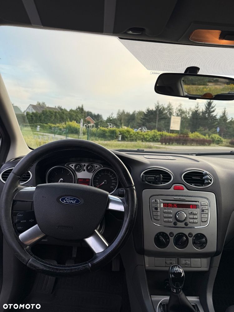 Ford Focus 1.6 TDCi Ambiente - 11