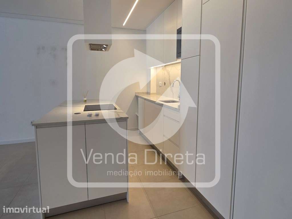 Barreiro, Apartamento T4 com parqueamento e arrecadação. - Grande imagem: 4/35