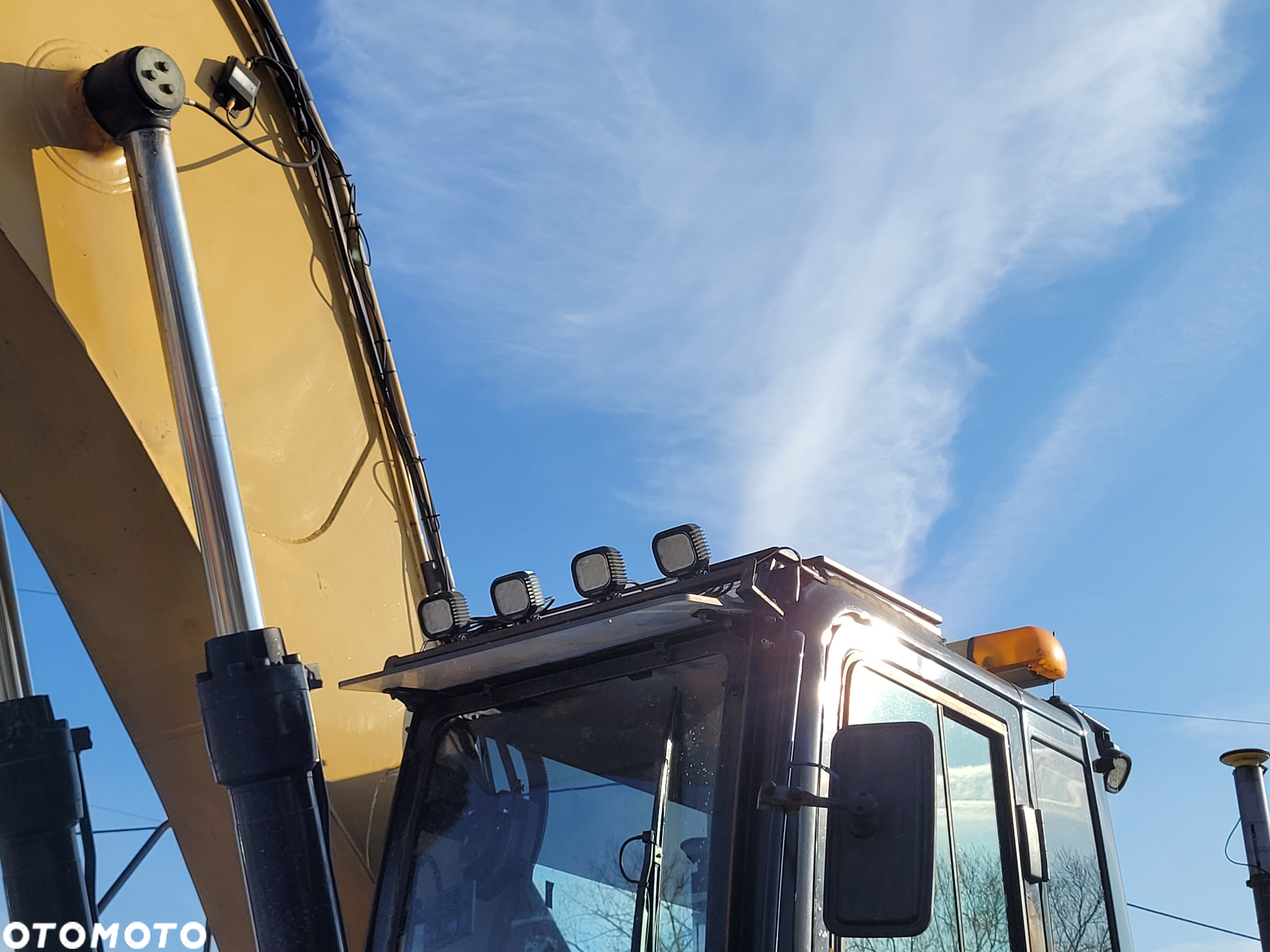 Caterpillar CAT 325 D - 21