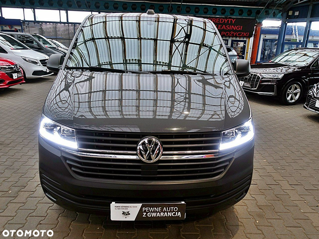 Volkswagen Transporter - 4