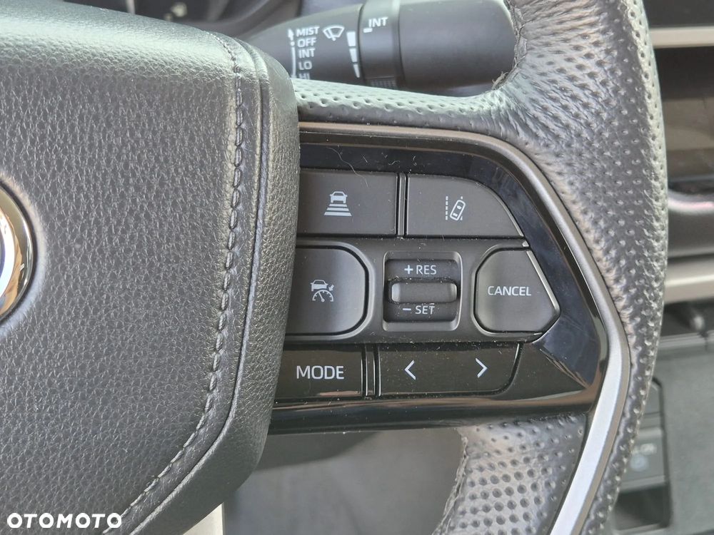 Toyota Tundra - 11