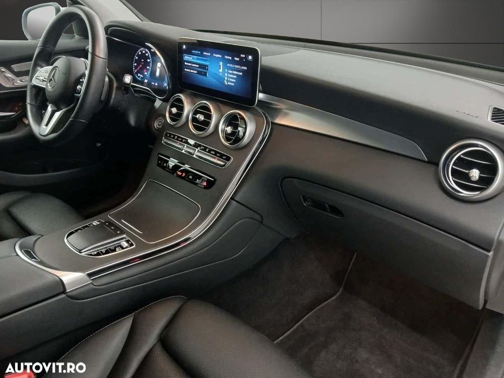Mercedes-Benz GLC 300 de 4Matic 9G-TRONIC - 13