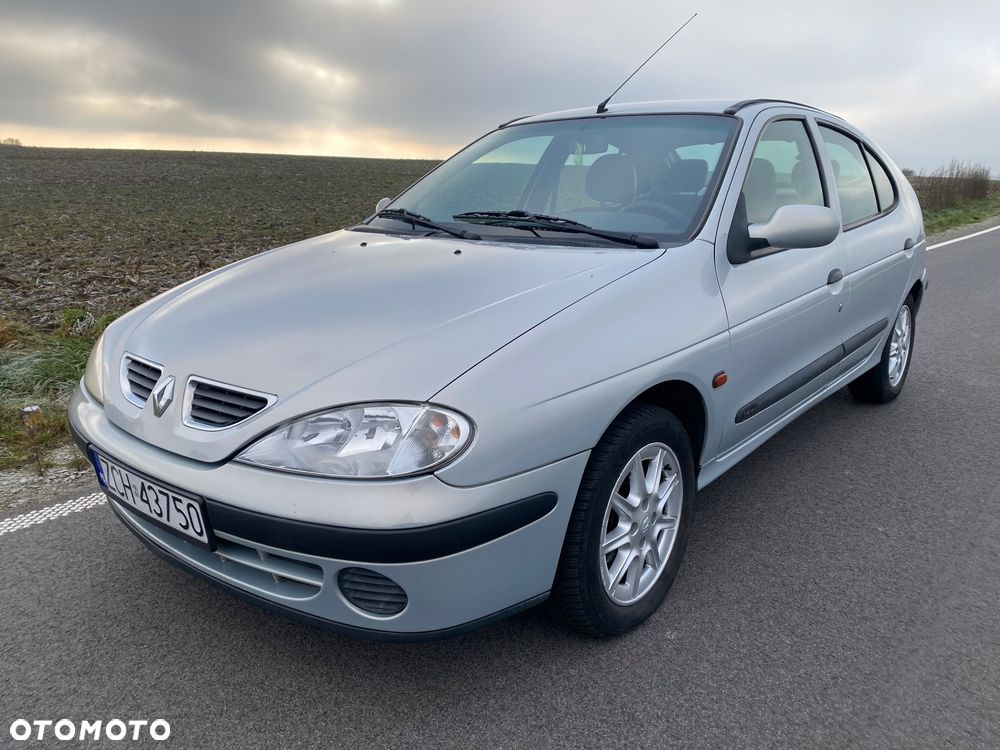 Renault Megane 1.4 16V Authentique - 3