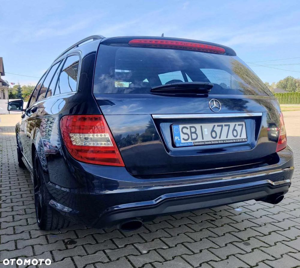 Mercedes-Benz Klasa C 300 CDI BlueEff 4-Matic Elegance - 3
