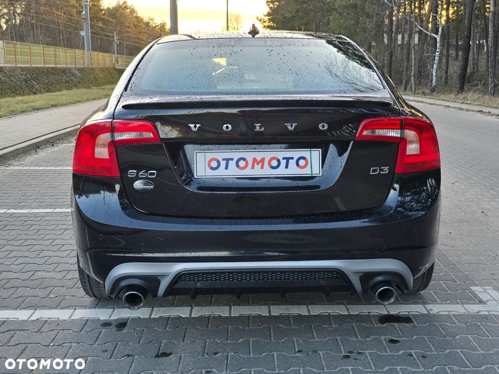Volvo S60 D3 Geartronic RDesign - 8