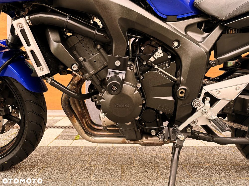 Yamaha FZ6 - 10
