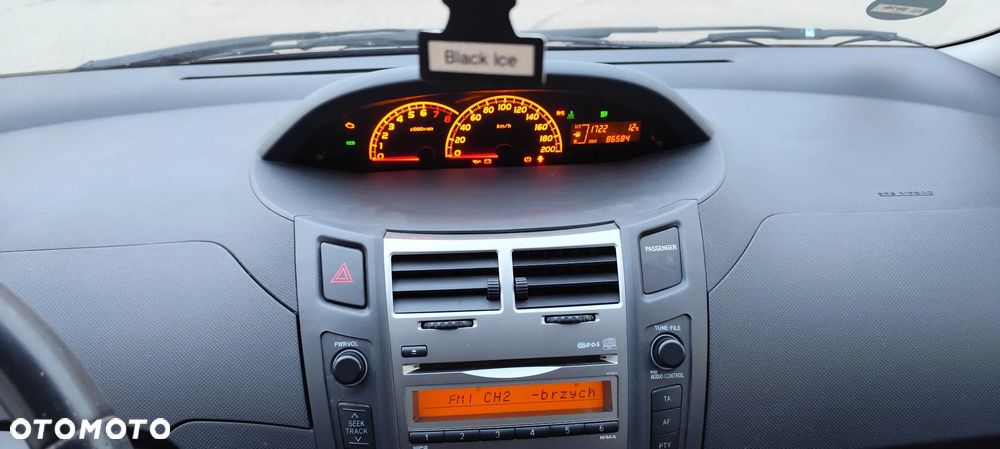 Toyota Yaris 1.33 Luna Start - 31