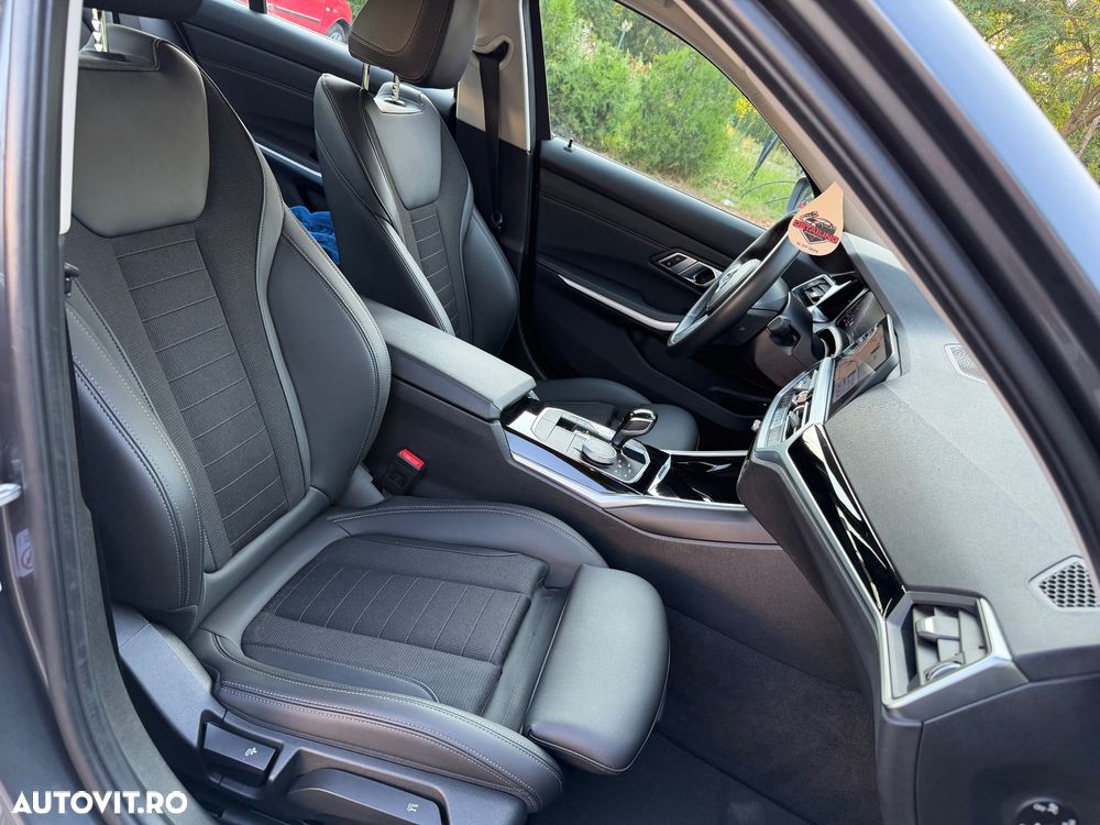 BMW Seria 3 330e Aut. Advantage - 22