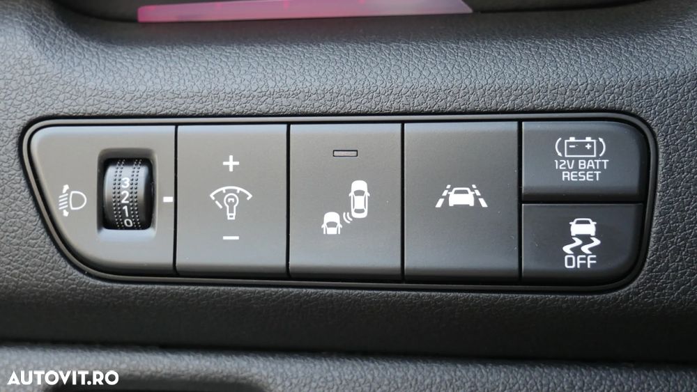 Kia Niro - 32