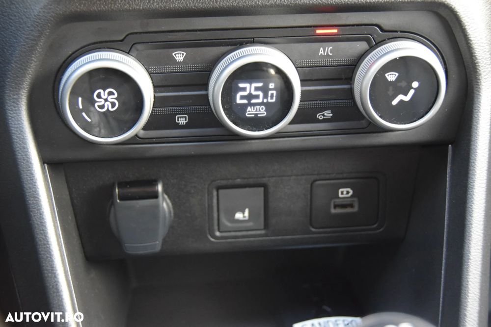 Dacia Sandero Stepway TCe 90 MT6 Extreme - 27