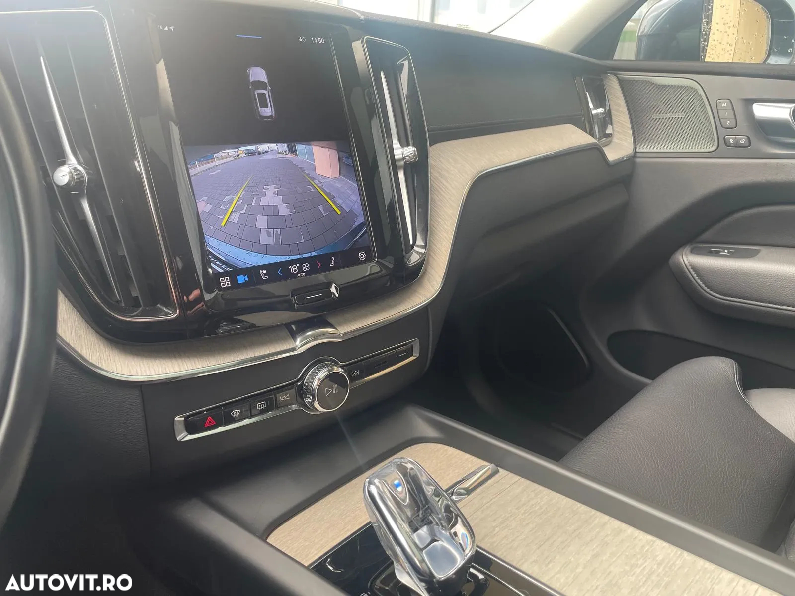 Volvo XC 60 T6 AWD Recharge Geartronic Inscription - 18