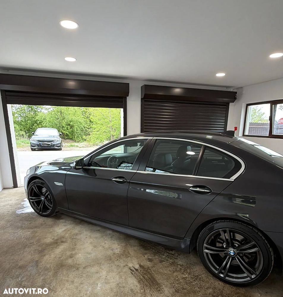 BMW Seria 5 520d AT - 1