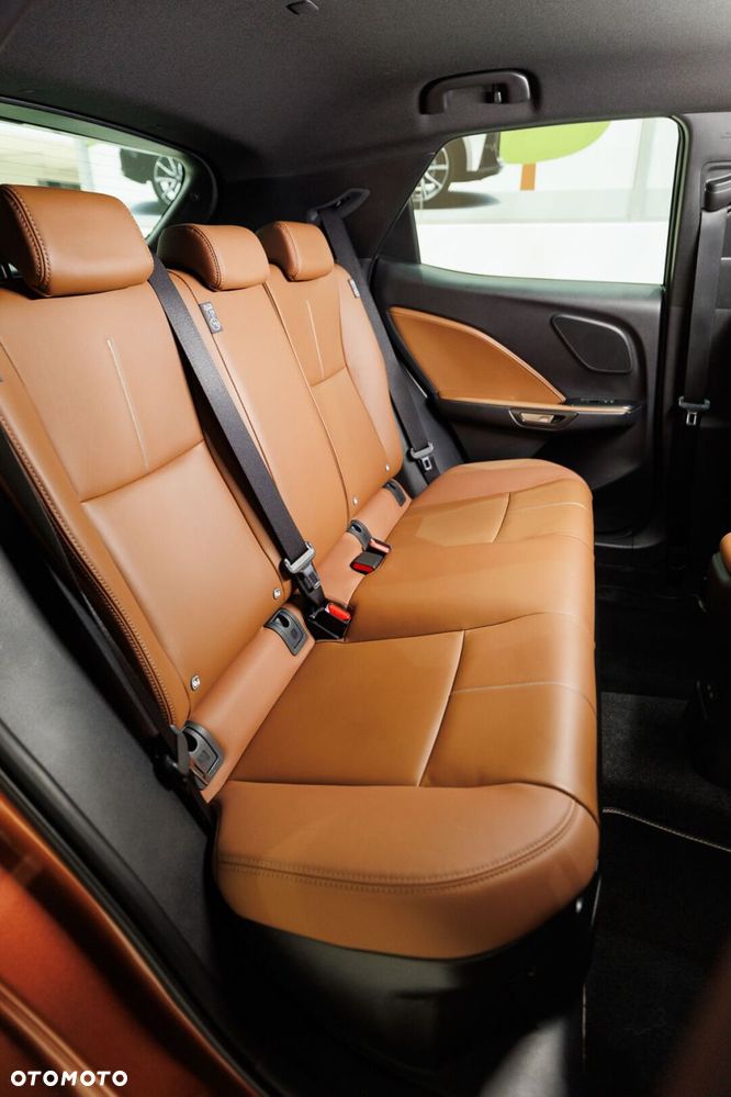 Lexus LBX 1.5 Hybrid Relax AWD - 17