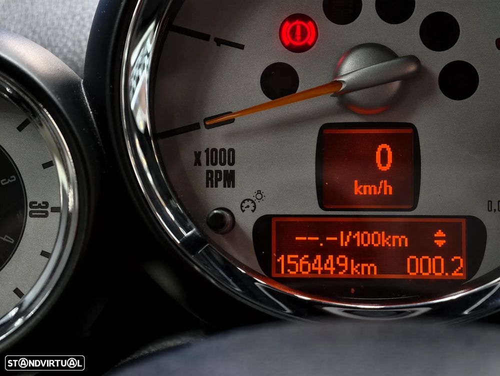 MINI Cabrio Cooper D - 26