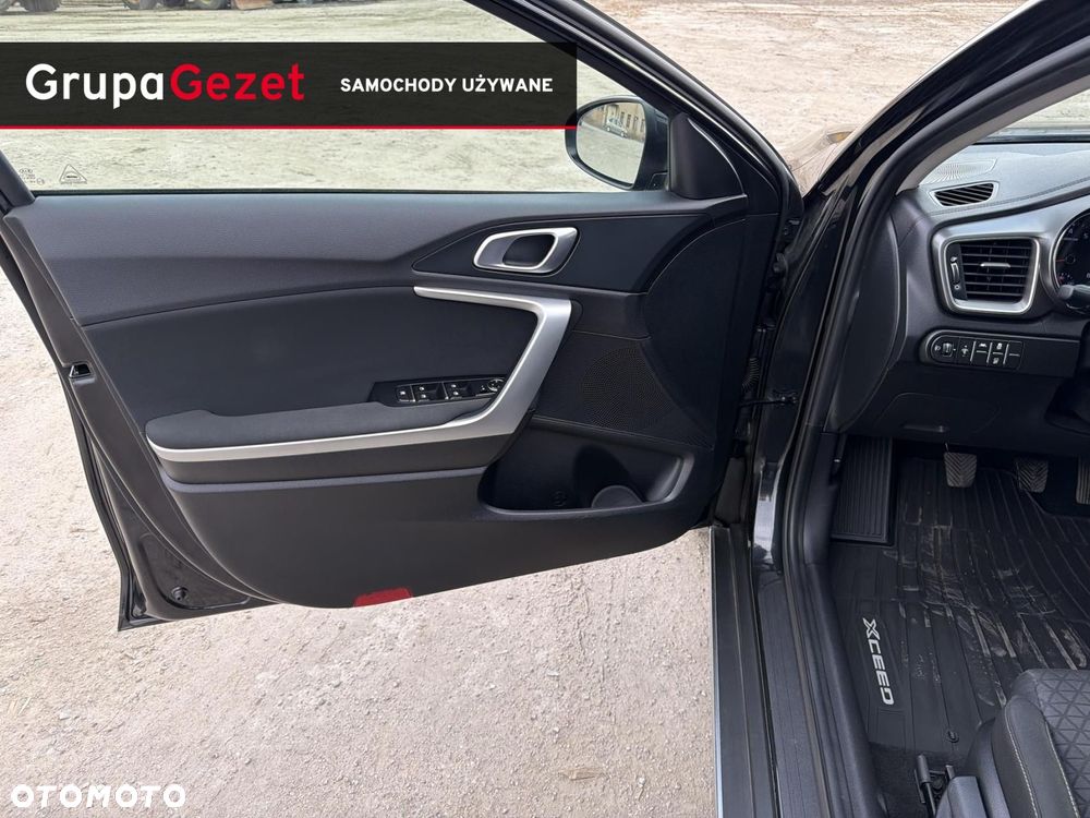 Kia XCeed 1.5 T-GDI M - 10